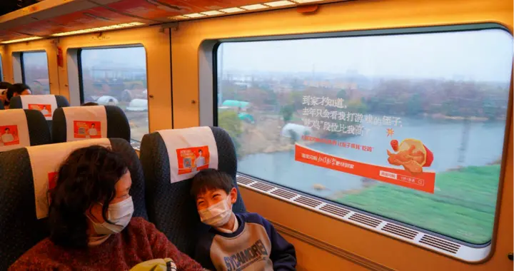 这一届回家的年轻人，决定不再做一个“客人”