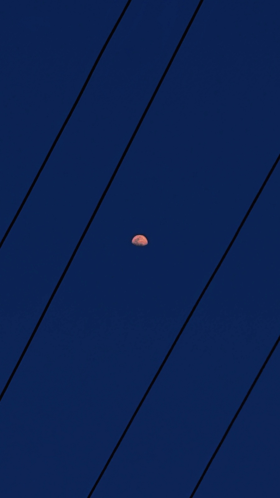 还是得提醒一下啊今日甲辰   戊辰  壬戌，月破大耗日。今天基本上诸事不宜的状态