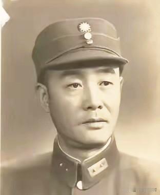 1945年，湘西会战150个鬼子各身绑上百斤炸药，紧贴武冈城墙拉响导火索，城墙倾