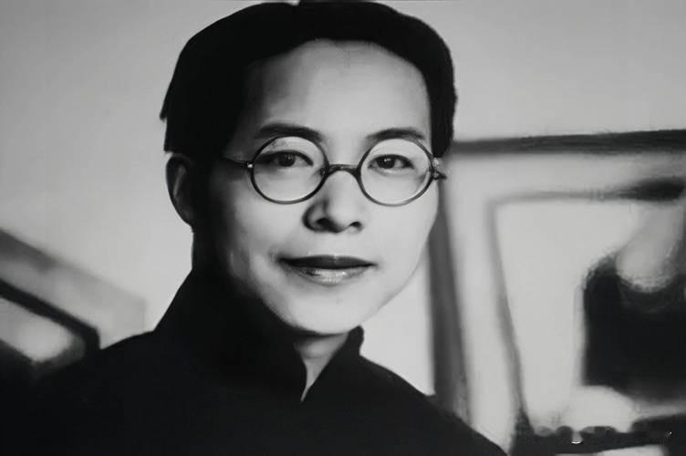 鲁迅与沈从文：一场乌龙
1，
1925年的北京，来自湘西的“北漂”青年沈从文以“