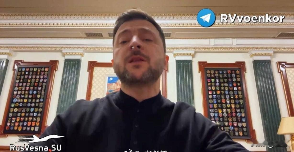 毒品还是鼻涕？泽连斯基在例行电视讲话途中，有疑似可卡因的白色粉末状物质从他鼻腔中