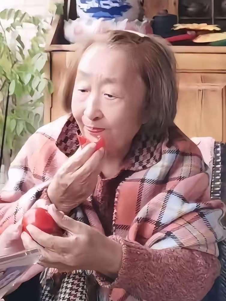 彭玉走了，提醒人们，不是每个人都能活到八九十岁。不管你有没有钱，要想长寿必须做到