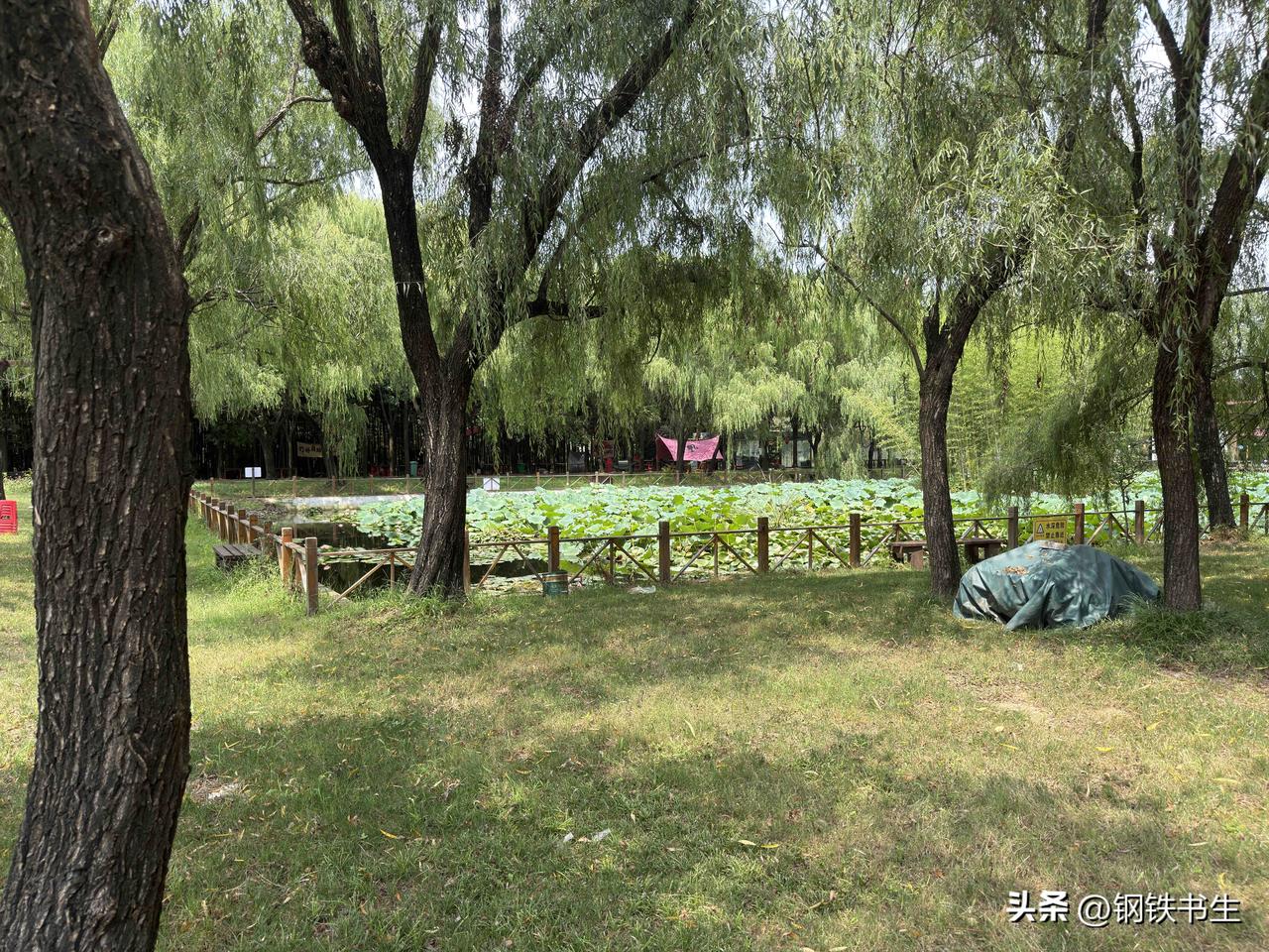 钢贸经营感悟：

以前靠百度，靠人多打电话，现在靠豆包，靠人精服务好。

百度推