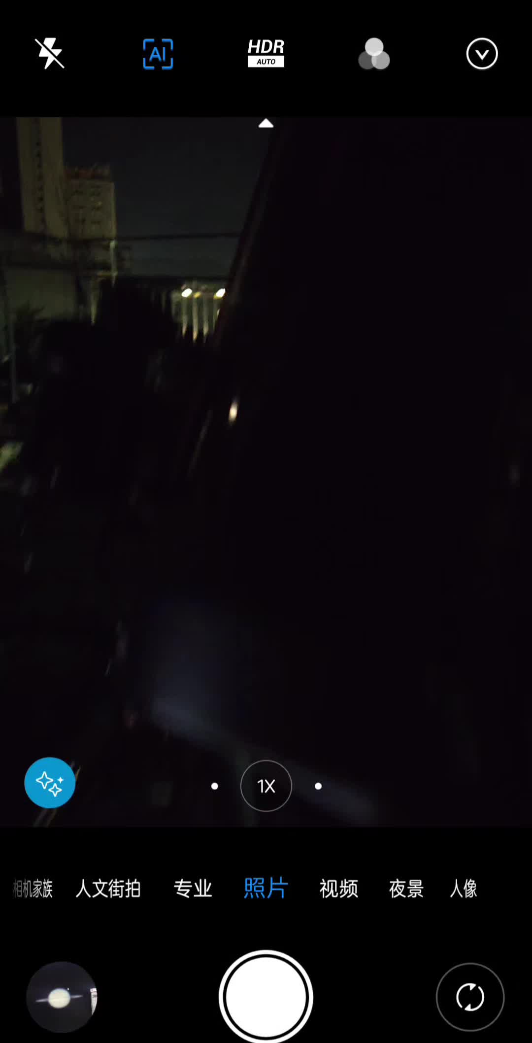 来看看天文望远镜中的土星吧！
