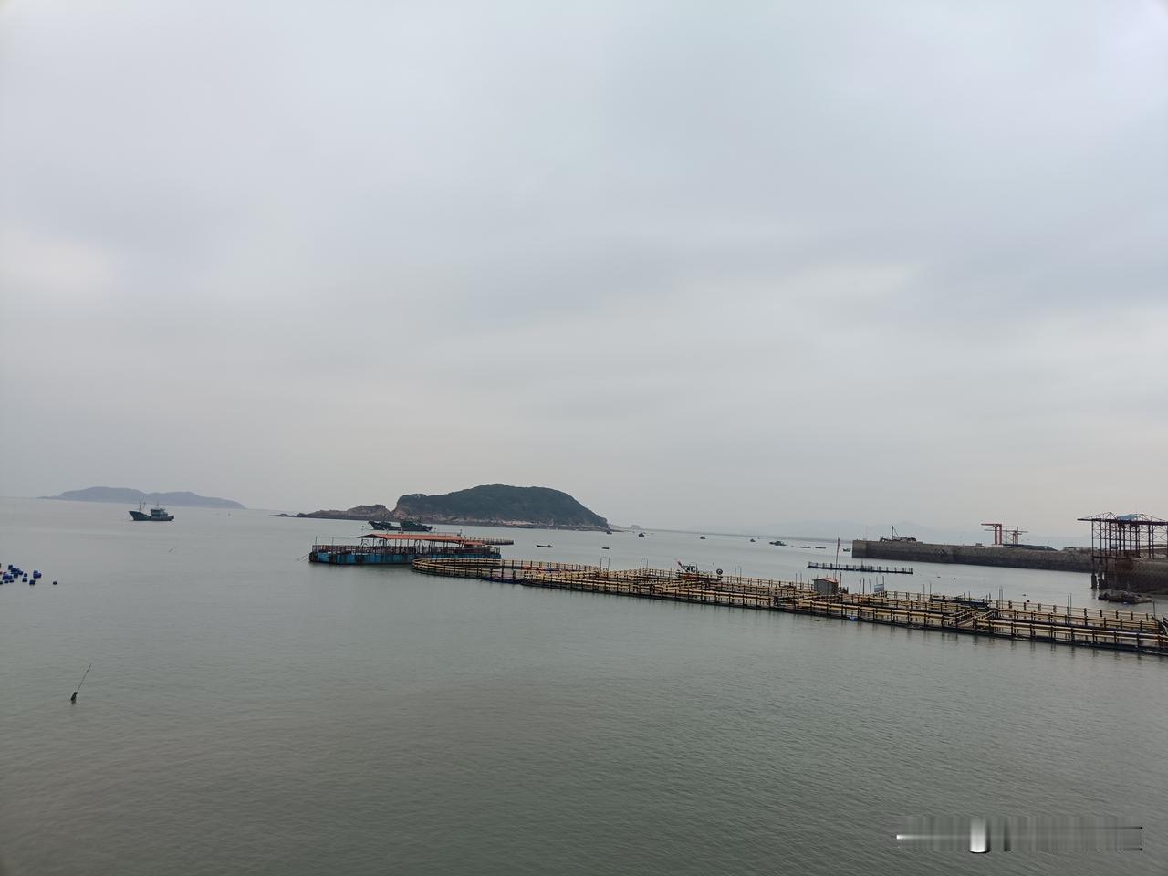 晒图笔记大赛12月18日下午来到连江县网红打卡定海湾，走走看看。