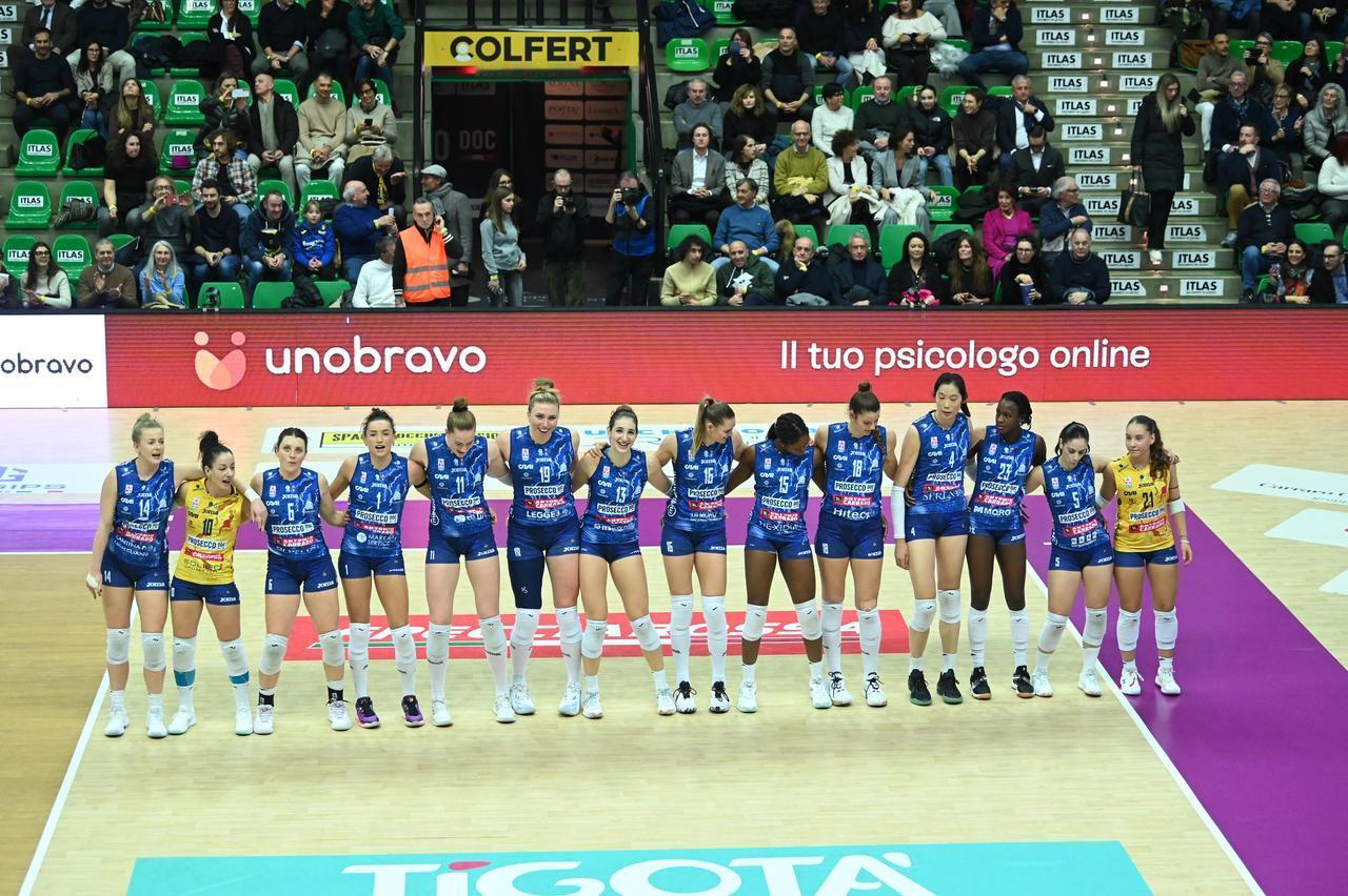 朱婷激情四射，科内利亚诺3-0贝加莫

2025-2026女排意甲联赛第二十轮，