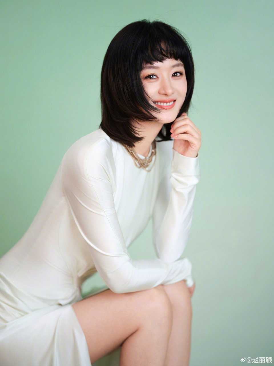 赵丽颖喜欢自己的新发型清澈又明媚！颖宝什么发型都好看！好精致好灵动请多多尝试新造