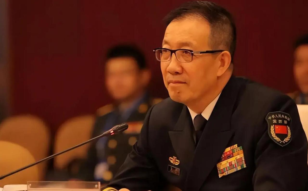 台海统一在即，防长董军公开表态，关键时刻，解放军远火首次曝光

这场招待会不是普