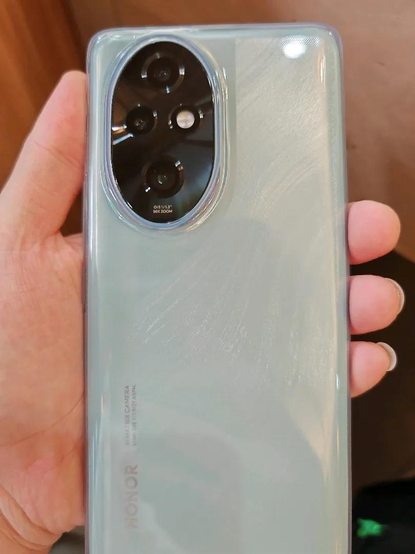 今年618最大的黑马出现了，不是降价后的iPhone15。

如果你比较看中拍照