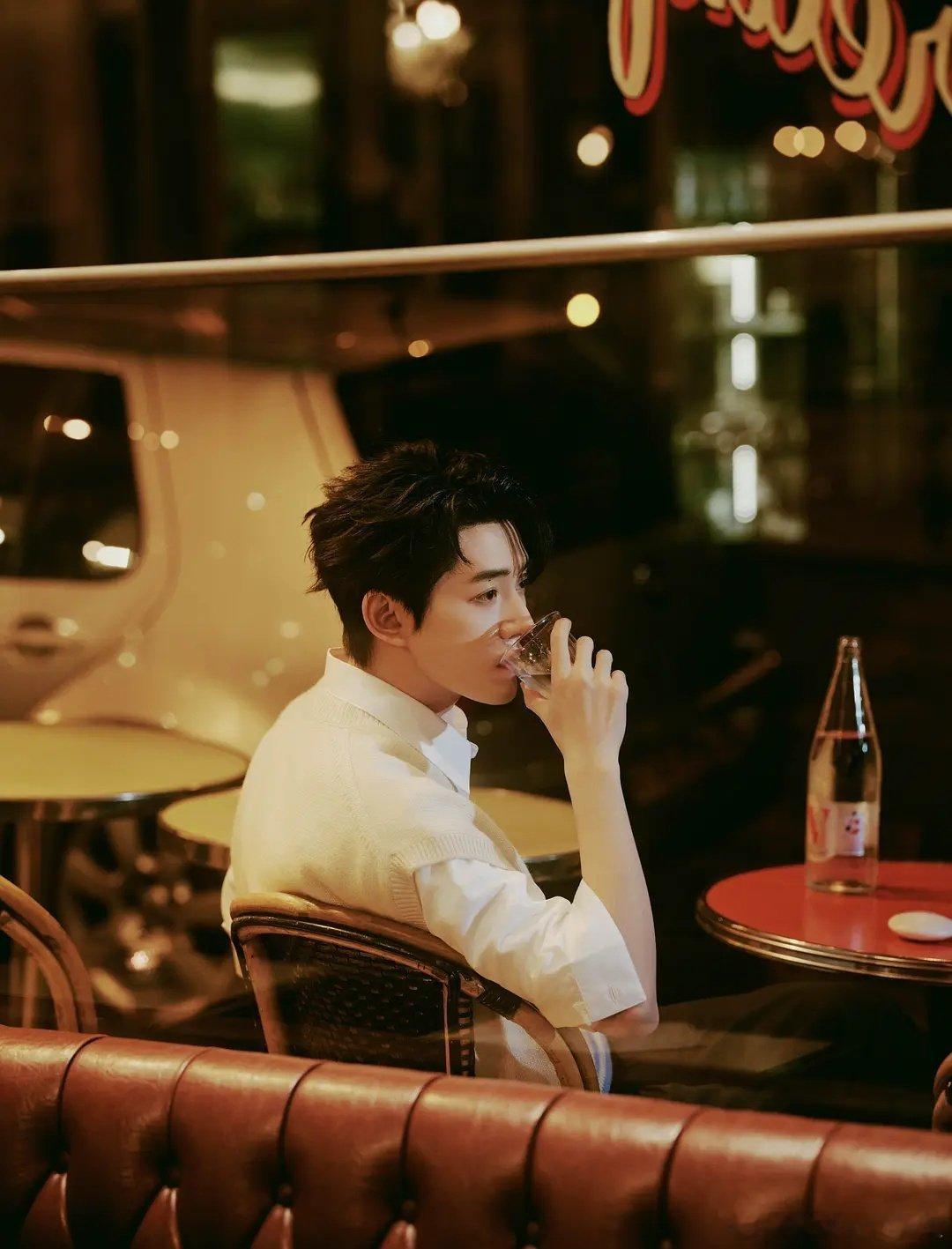 邓为真的只要脸紧致了，状态就不会太差 ​​​