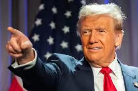 特朗普曾喊“轰炸北京”，帕帕罗曾喊“打击中国本土”，可当美国高层推演出结果后，所