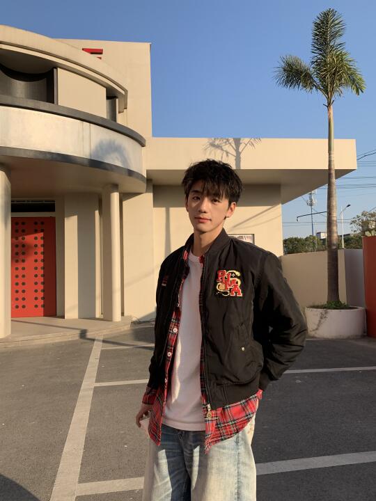 假装在加州街道