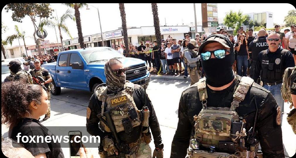 “我们不会坐视任何人——包括联邦特工——在加州滥用职权。”
 
加州推出全新公共