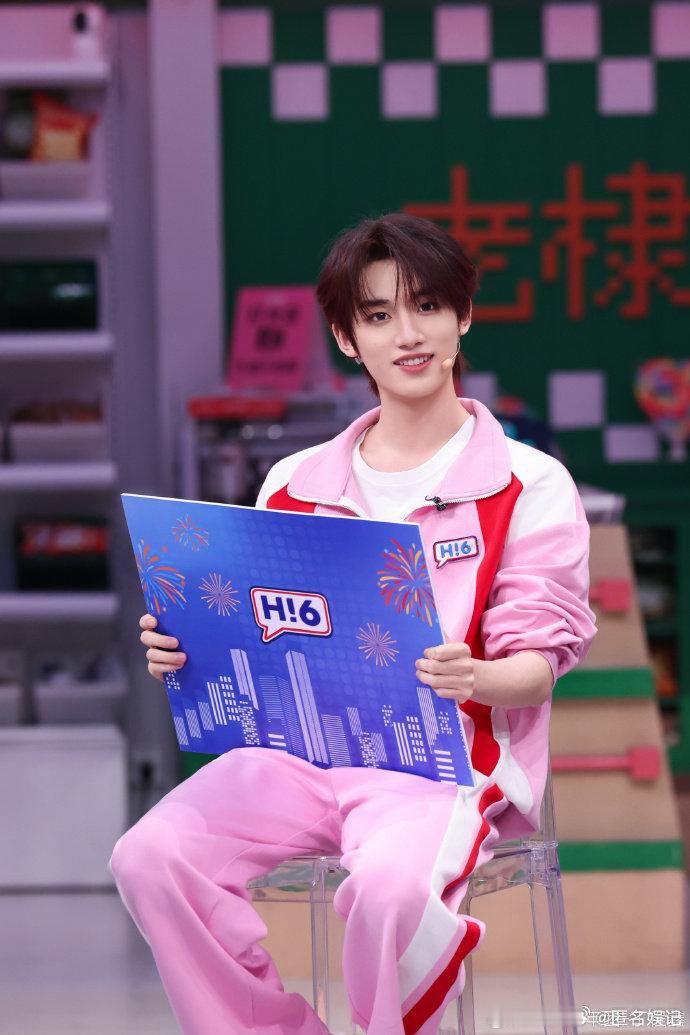 你好星期六街晚提前过年了你好星期六各位嘉宾的舞台都超有看点，唱跳俱佳还超有综艺感