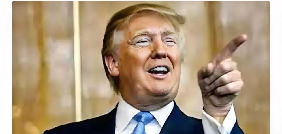 全东京的交易员，可能都听到了那一声脆响。
美国财政部长贝森特，对着全世界的话筒，