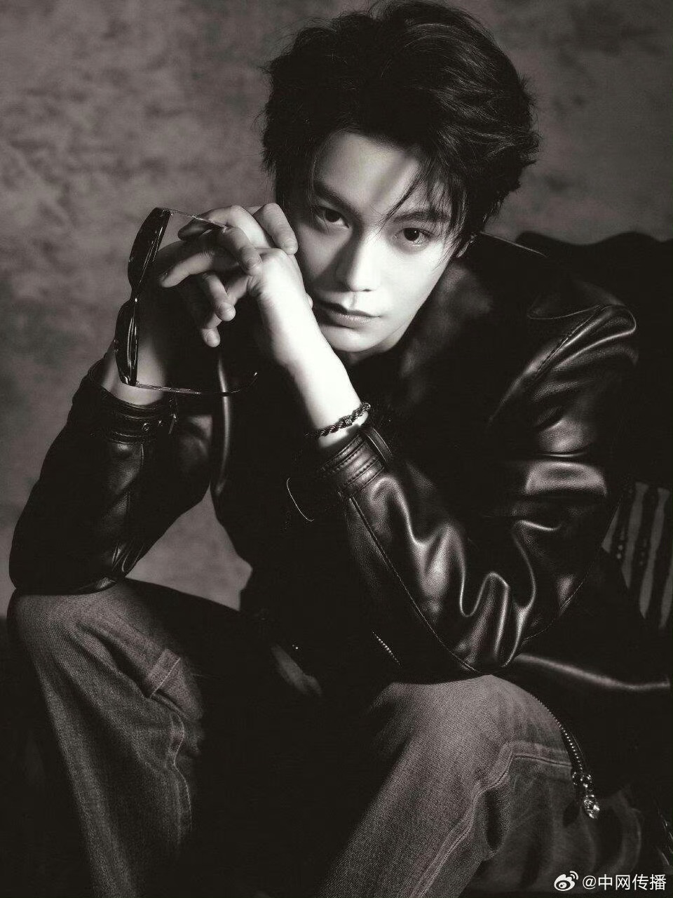 丁禹兮满分学霸男丁禹兮没出现之前我简直在乱写 丁禹兮三十岁认真“写作业”，造型、