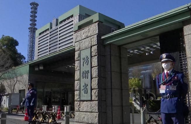 日本靠一招绕开禁令，悄悄把军火生意玩大了。
 
最近日本和澳大利亚签下一份重磅防