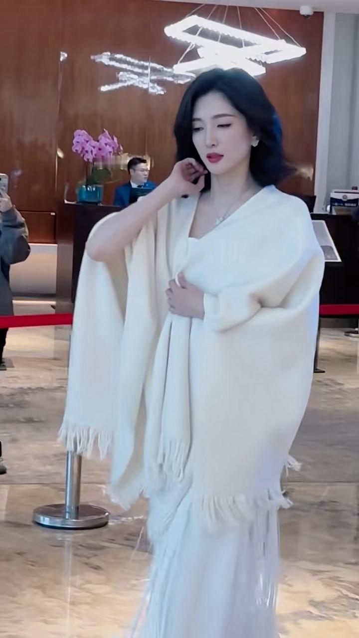 谁说我江短发不美我不干‼️江疏影