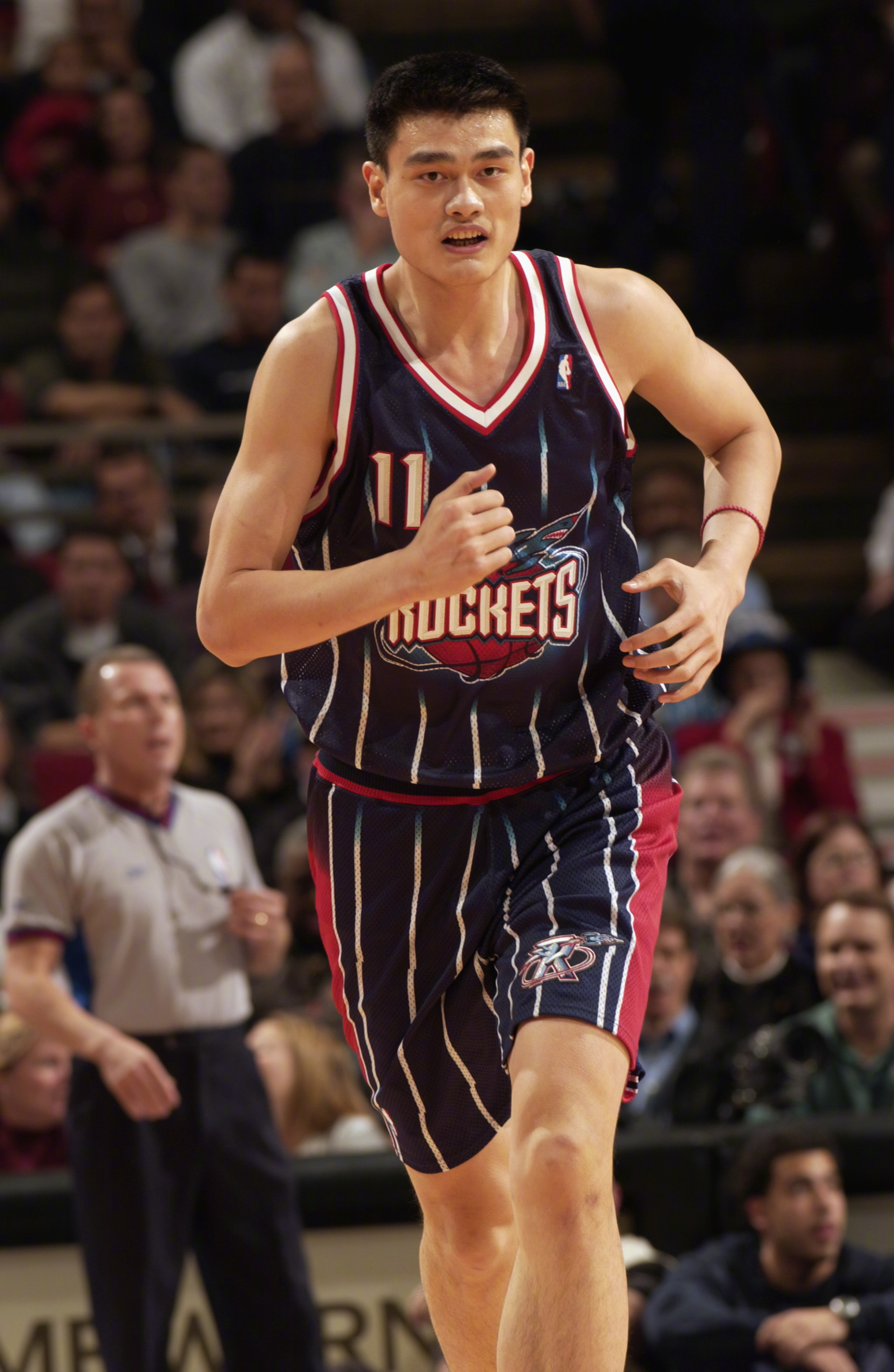 姚明46岁生日火箭升空为火箭加油助威休斯顿火箭[超话]🏀我们的传奇[心]大姚！