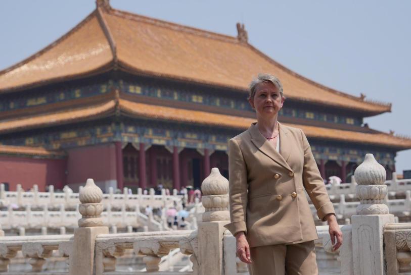 英国外长库珀访华被骂“对华屈服”，她甩出一句话—— 
 
“你们搞的这种外交政策