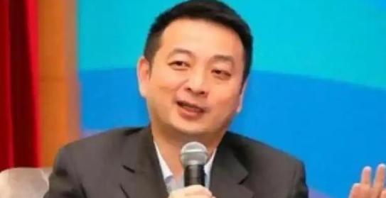 人口专家梁建章确实提出过一个实实在在的鼓励生育方案，不是随便说说——家里有一个孩