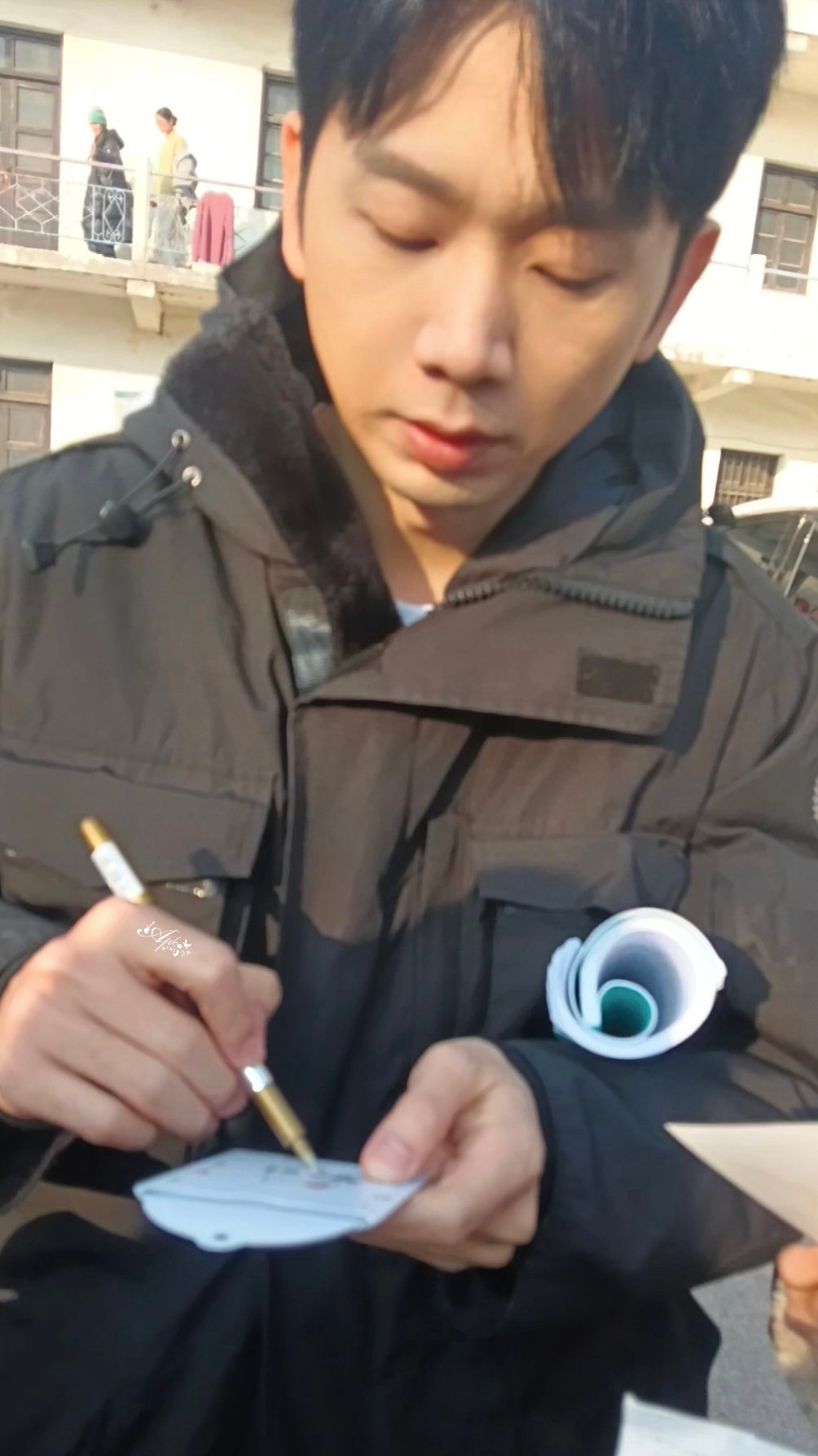 *𝟏𝟐𝟐𝟒·我的时光激动了转场🐹:签完你的签你的签完你的签你的……