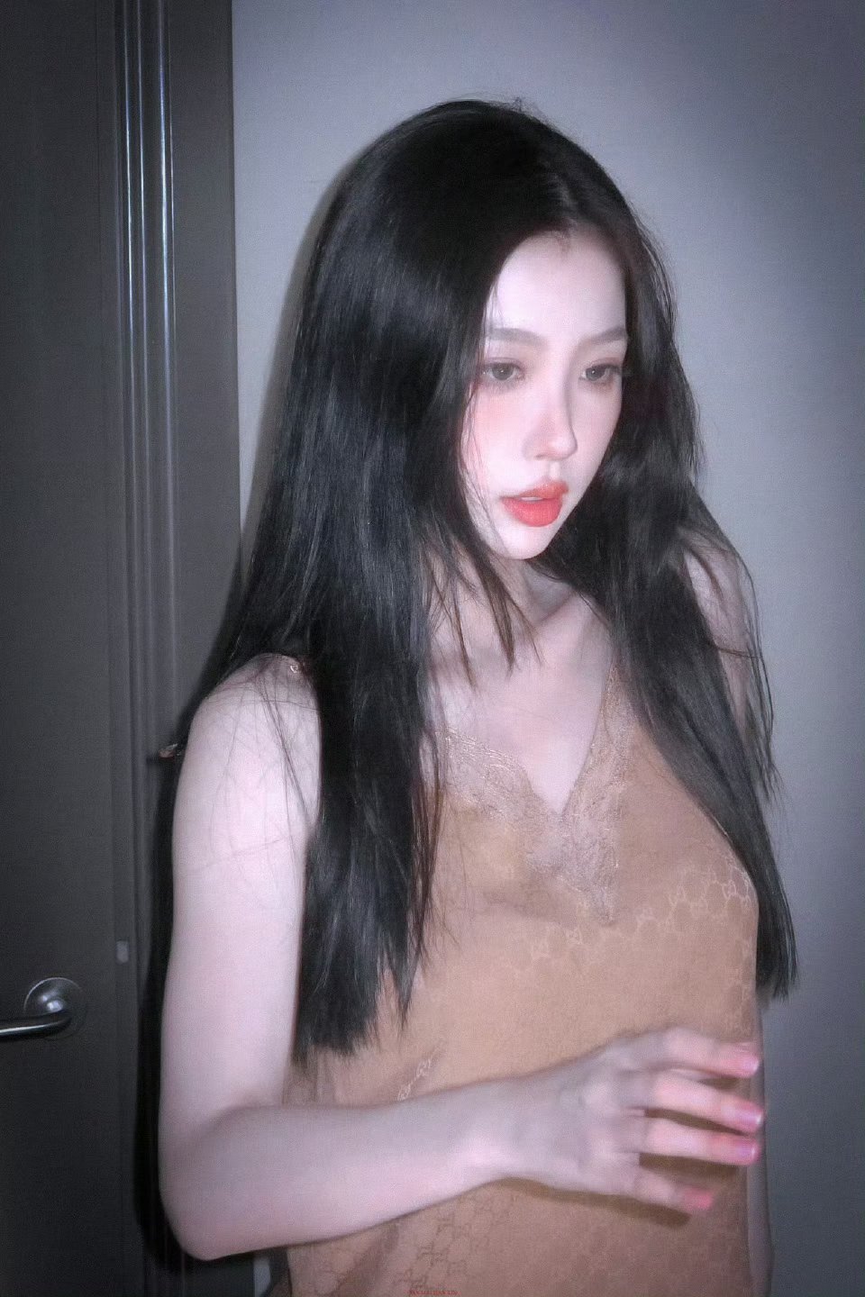 虞书欣更新营业啦！！！感觉女神周围都是香香哒