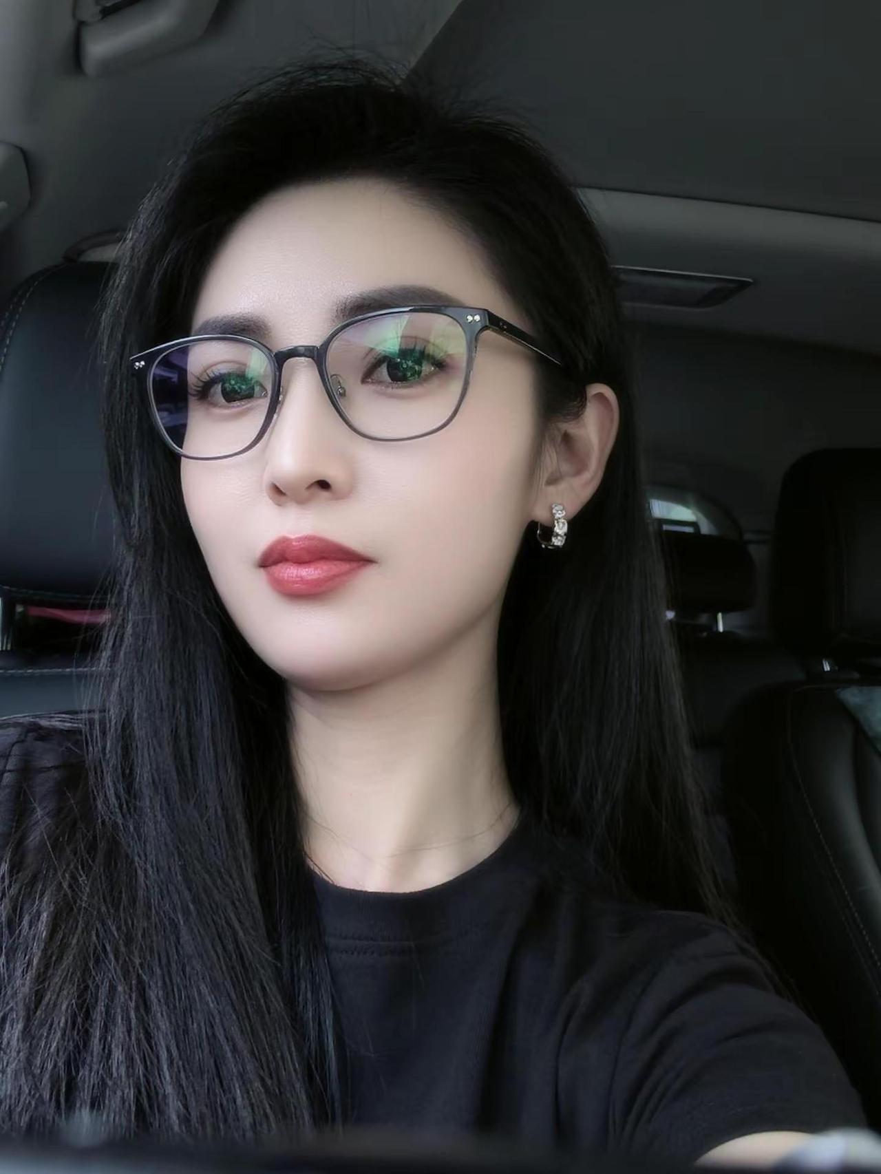 相遇是天意。珍惜是人为，懂得珍惜的人。才配拥有一生每天坚持散步锻炼 我的日常妆容