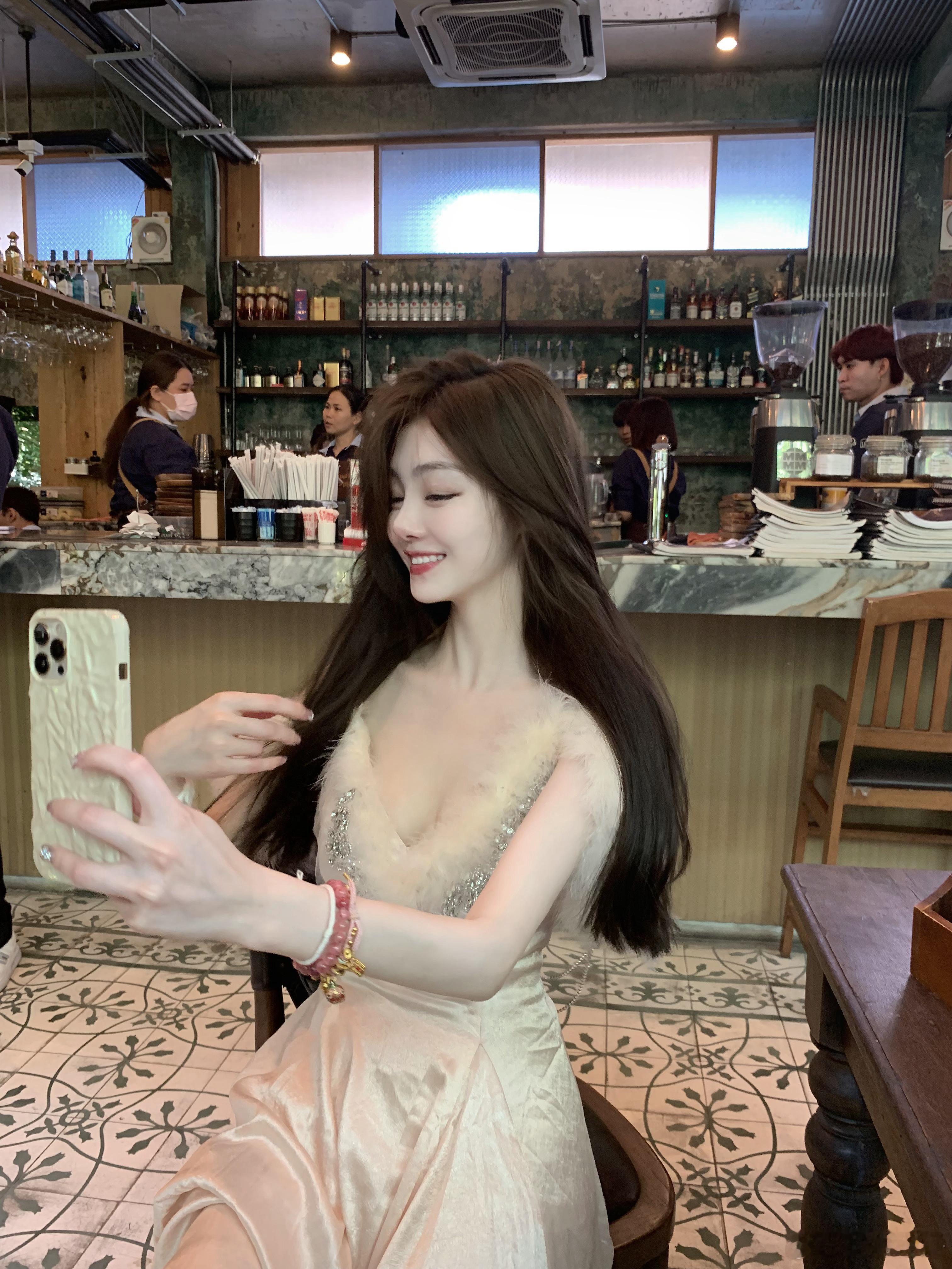 我爱你的破碎 胜过你的完美 ​​​