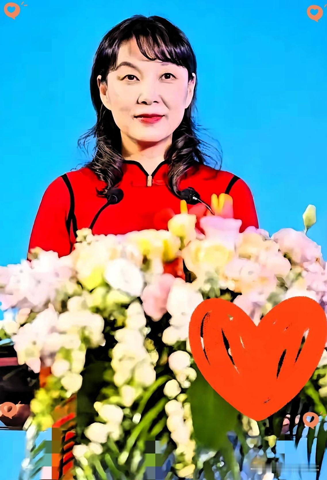 这下杜建英是真的坐不住了。
​香港高院这一纸判决，不仅驳回了宗馥莉的上诉，更关键