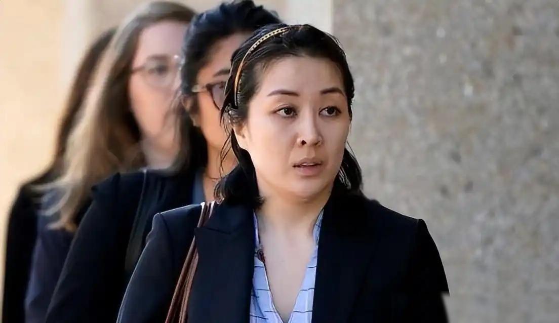 “付费正义”？北京富家女李凡尼和美国黑人生下俩娃，出轨毒贩，谋杀前男友！她亲妈为