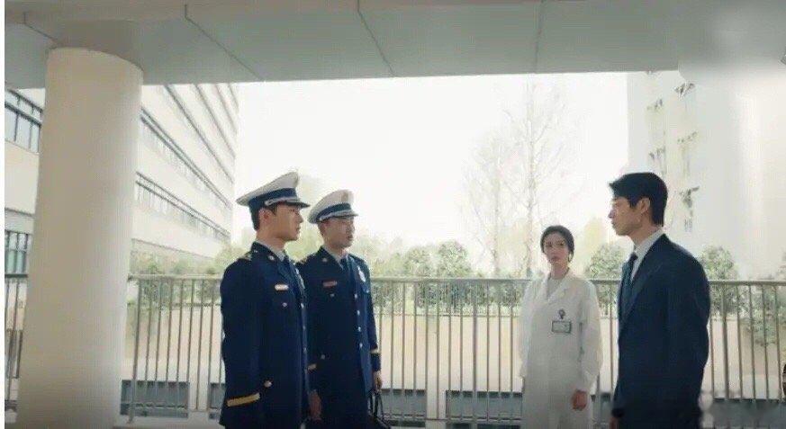 #许沁和她的三个男人#现实生活中结婚，选蒋裕，家境好，工作好，有上进心，乐观，三