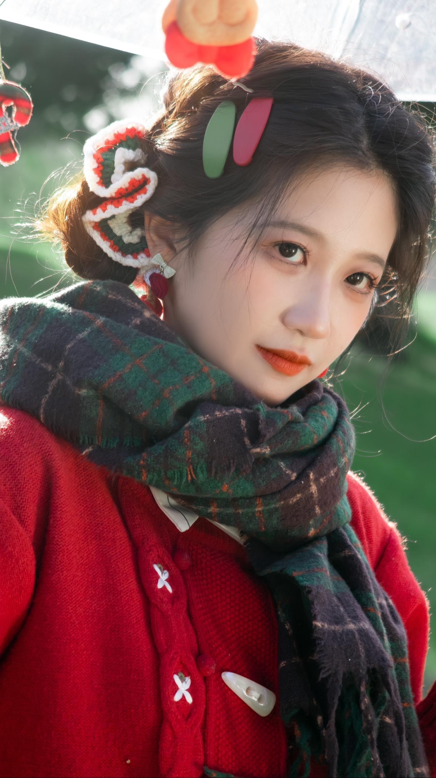 你浅浅的微笑就像乌梅子酱🥰。