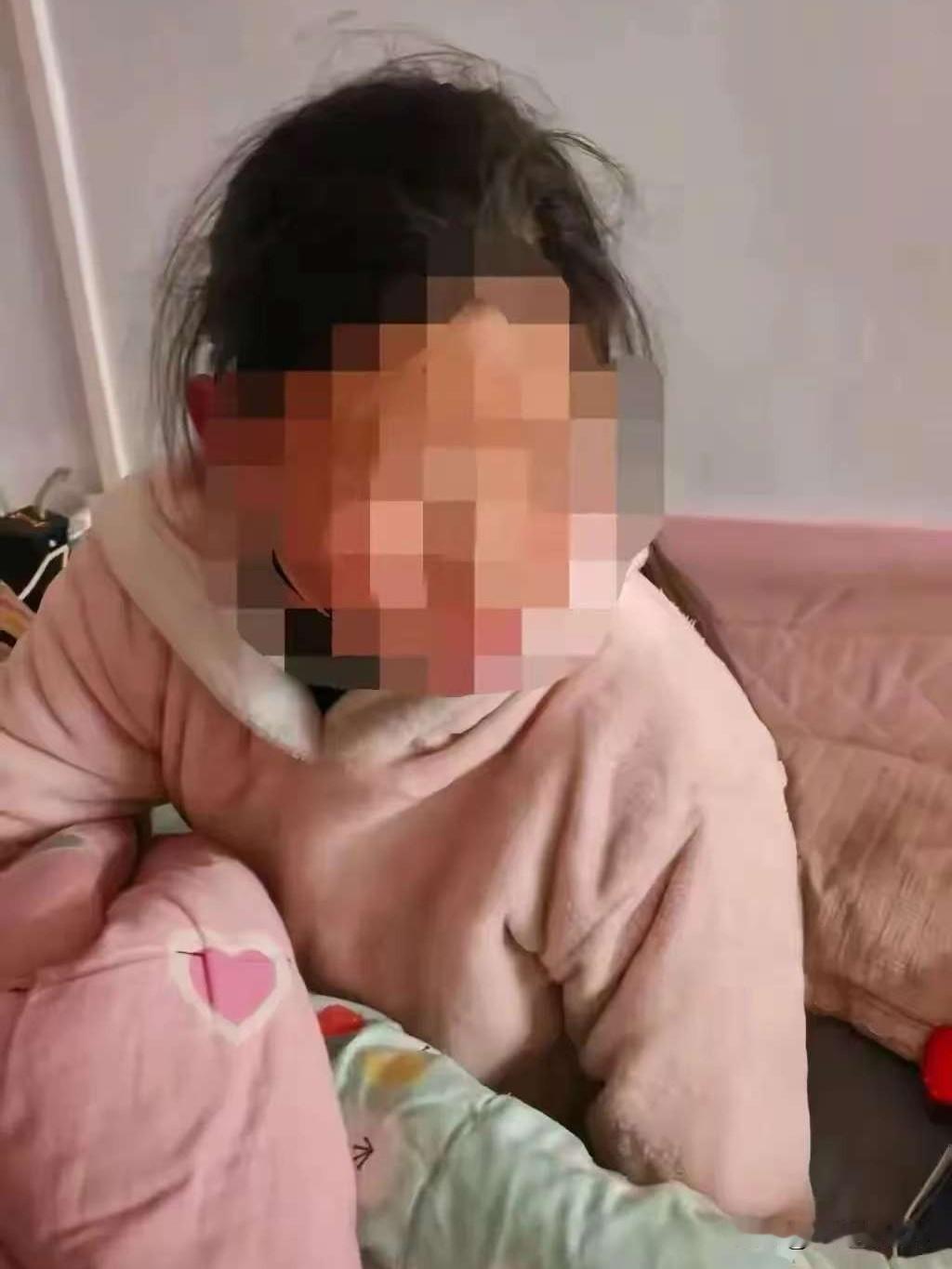 河南三门峡，一男子把一智力缺陷的15岁女孩带到宾馆，强行褪去其衣物，与其发生关系