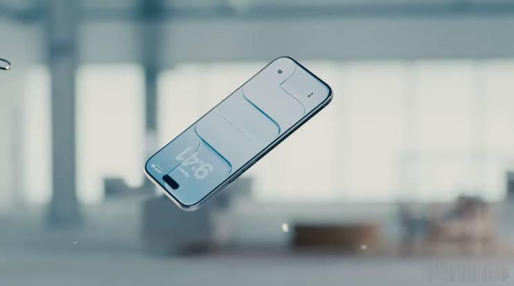 iPhone屏幕NEXT 刹那数码爆料 1、自修复镀膜。轻微划痕能自己慢慢恢复，