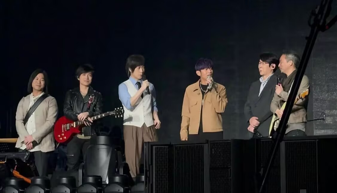 周杰伦演唱会嘉宾是五月天 周五友谊长存！ 