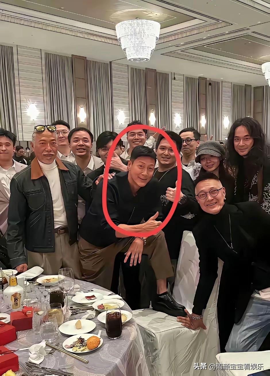我怀疑，他能单挑全场！[捂脸][捂脸][捂脸]