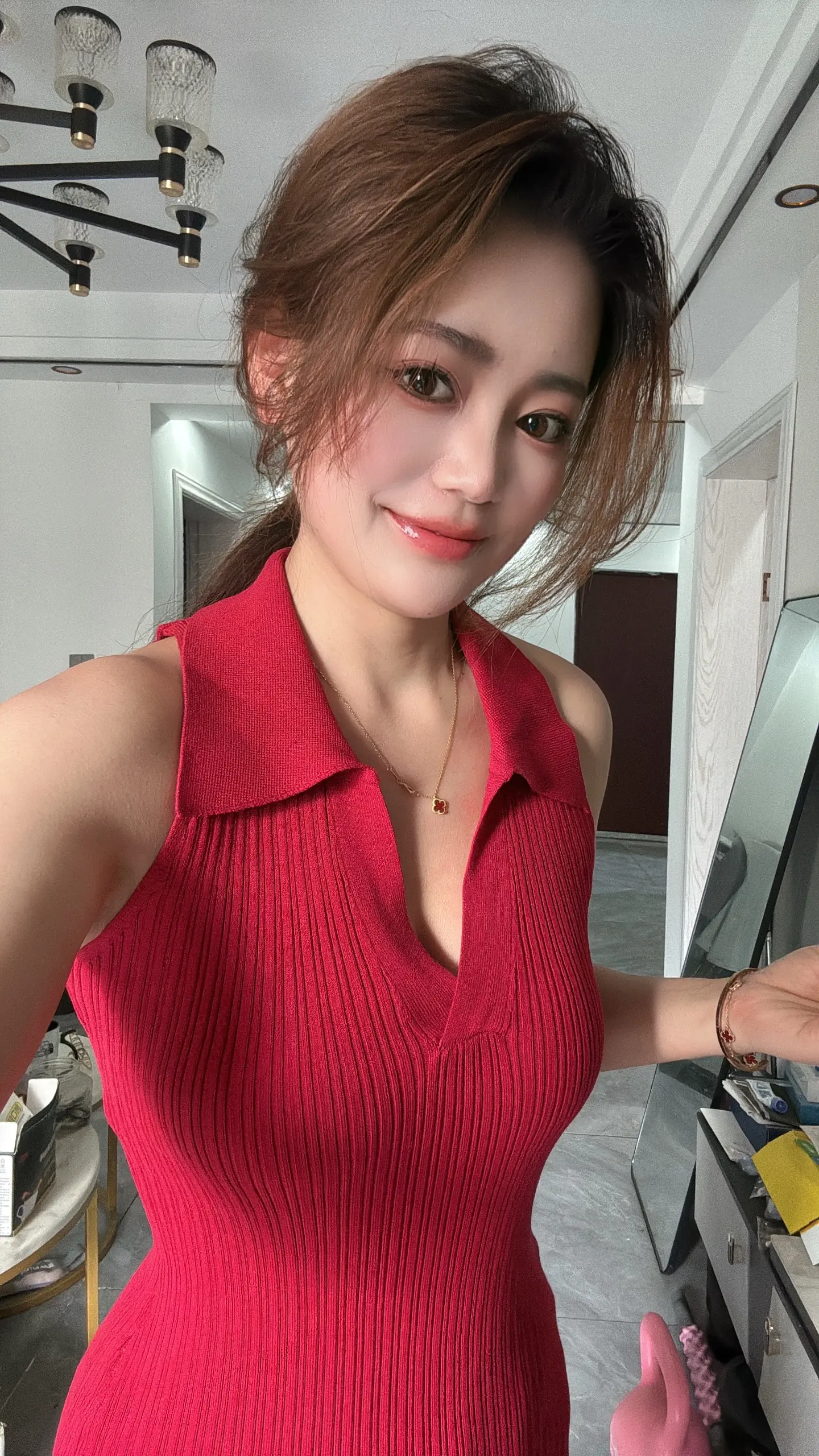 这世上没有养不好花，只有不会养花的花匠，在相爱一场去感受世界的光