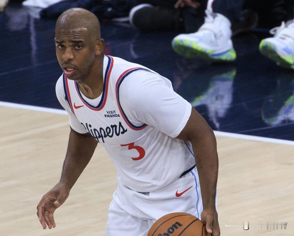 谁能想到杨瀚森的表现竟然超过了克里斯保罗？
本赛季杨瀚森出场7.1分钟，场均可以