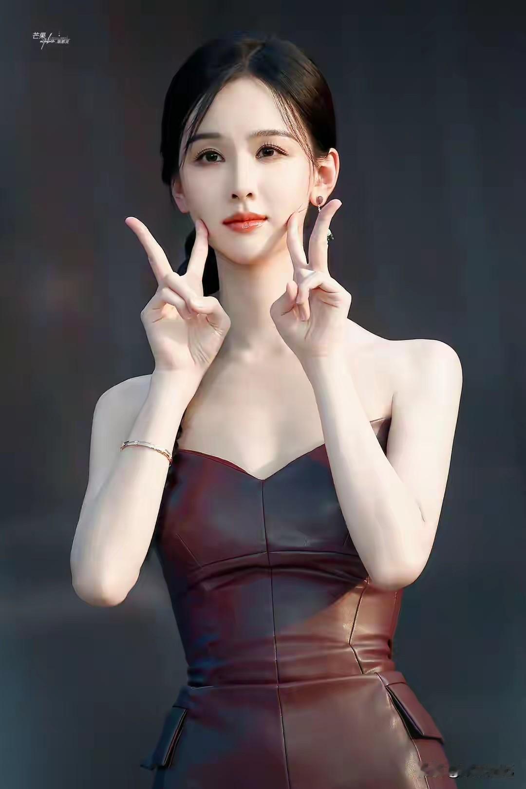 陈都灵