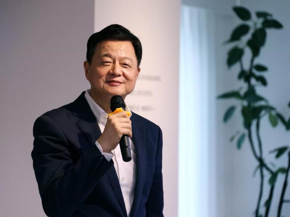 周锡玮在两岸关系上的立场是什么周锡玮坚持一中原则与九二共识，坚决反对“台独”，认