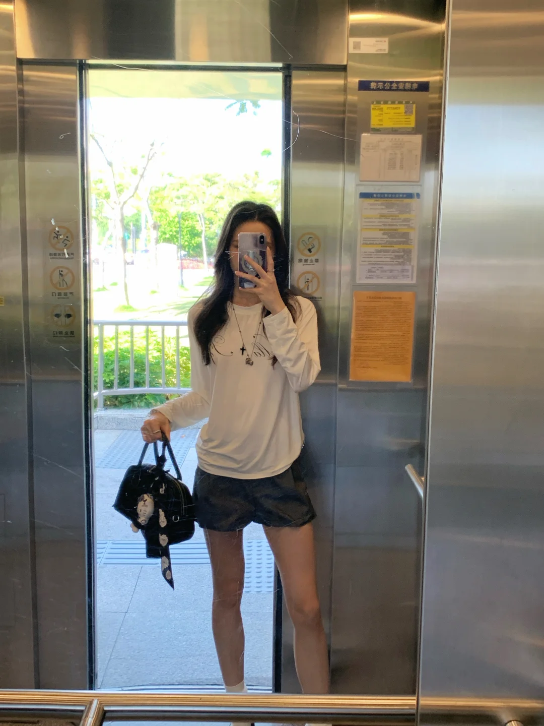 电梯检阅｜干净少年感的胶囊衣橱