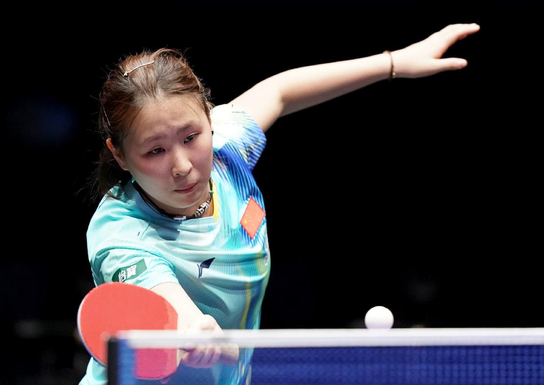 我去！孙颖莎陪练朱梓予，原来是顶级削球手！

朱梓予的削球又低又转，
比桥本帆乃