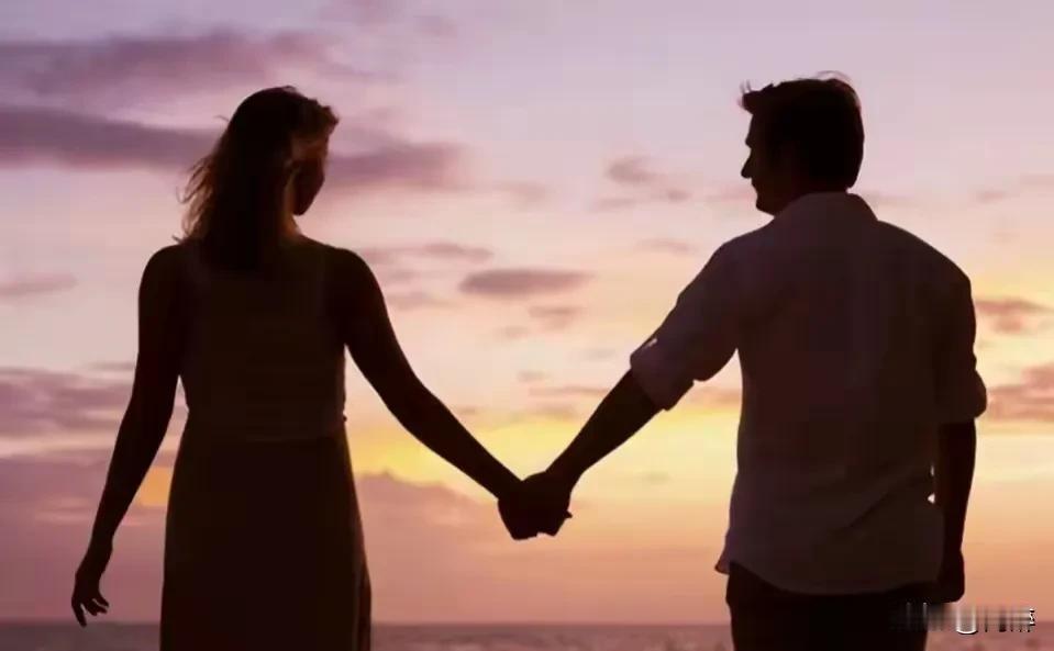 但凡是不被父母看好和反对的爱情及婚姻，绝大多数情况都是女儿终会“战胜”父母，而儿