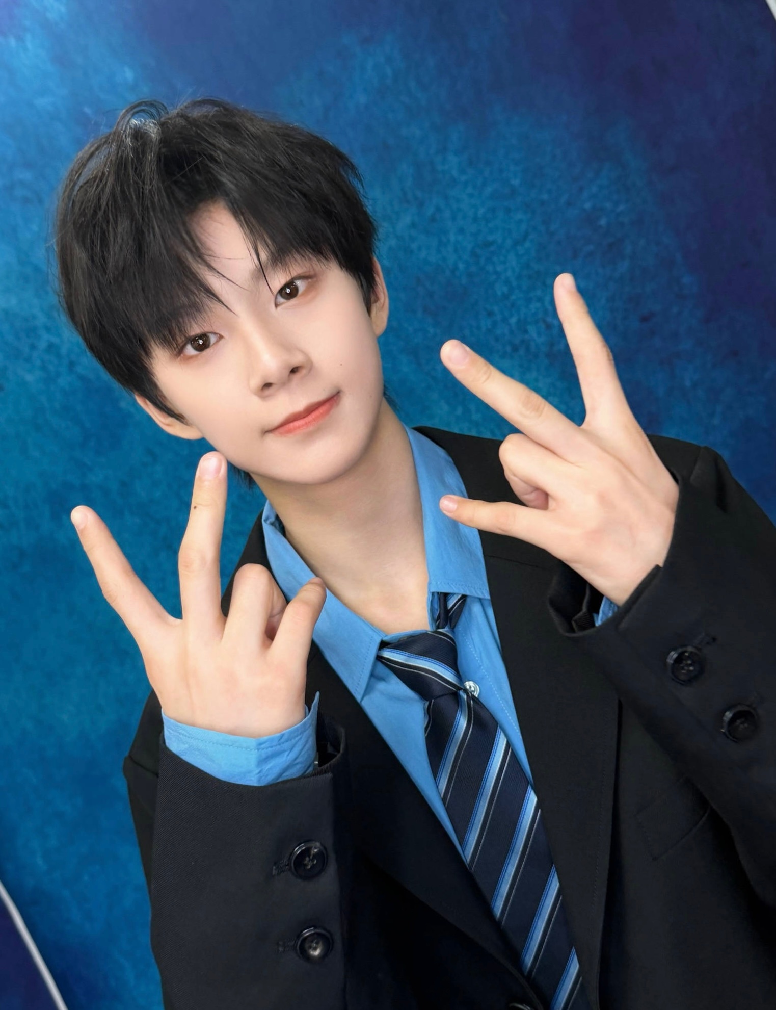 等tf家族运动会官宣 严肃等待运动会官宣 期待陈思罕 等TF家族运动会官宣 