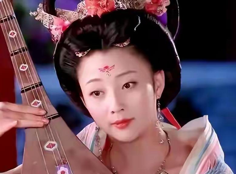 杨玉环被唐玄宗专宠十一年，她究竟好在哪？三大优势使君念念不忘…
 
唐玄宗李隆基