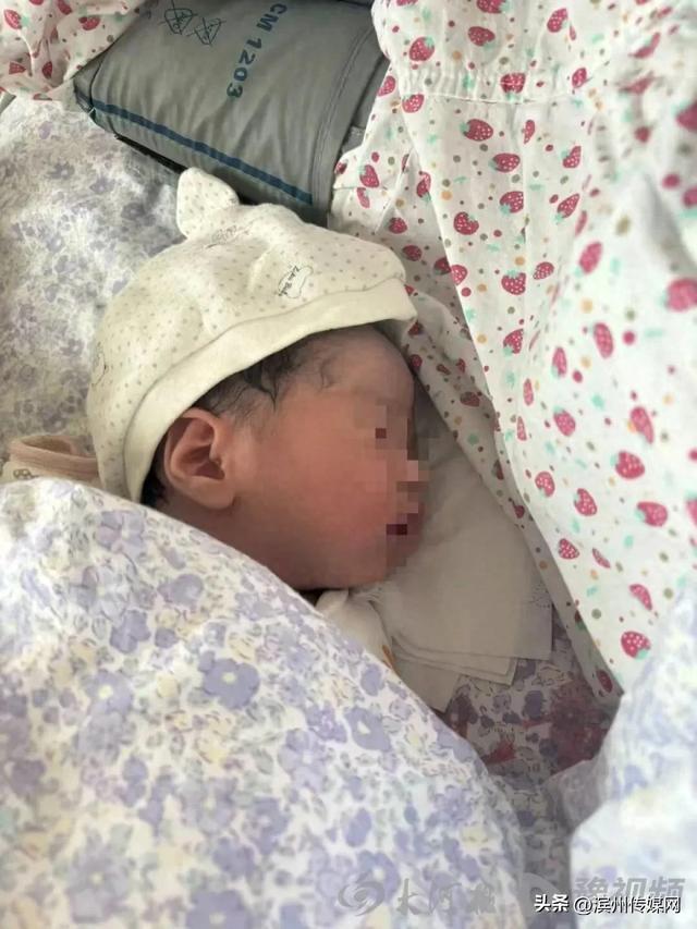 27天婴儿治疗黄疸时死亡，家长：监控显示孩子脸朝下挣扎10分