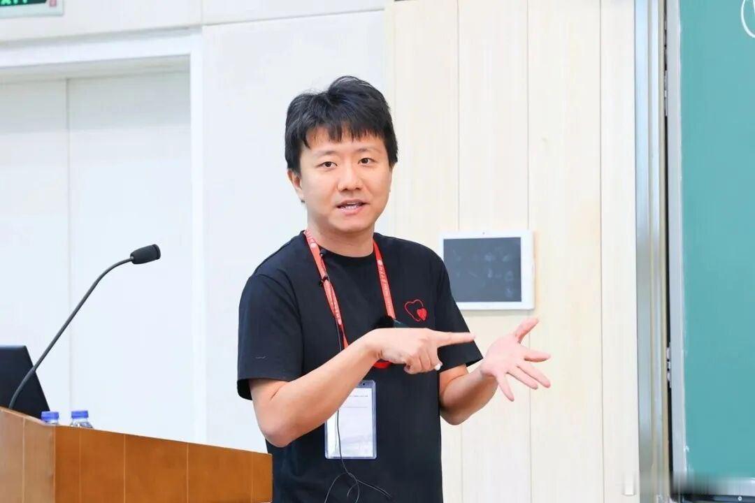 王虹是调和分析和几何测度论领域最受瞩目的数学家之一。她1991年出生在广西桂林市