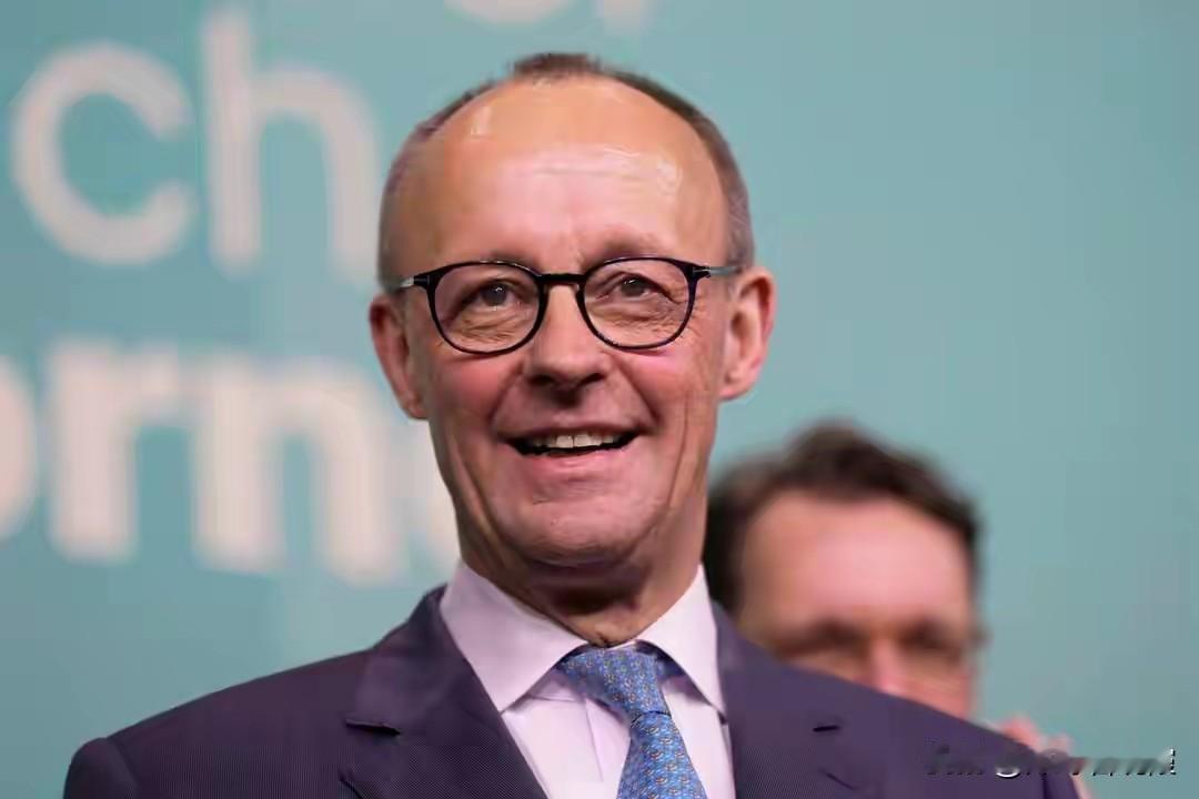 德国总理默茨：未经俄罗斯同意，外国军队进入乌克兰根本行不通