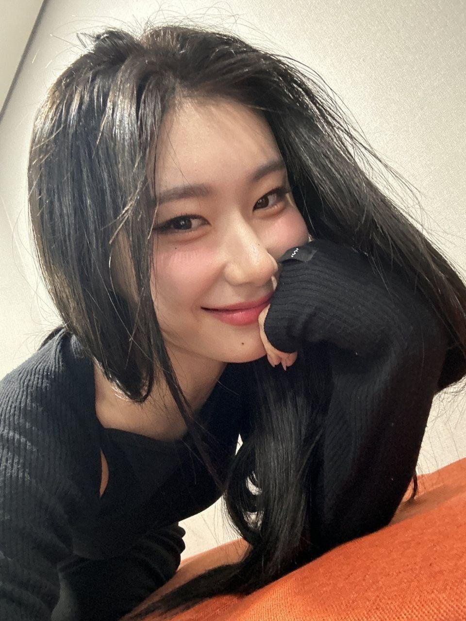 原来韩国人吃的真的这么少啊。
别的明星粉丝都叫偶像多吃点，JYP 娱乐女团 IT